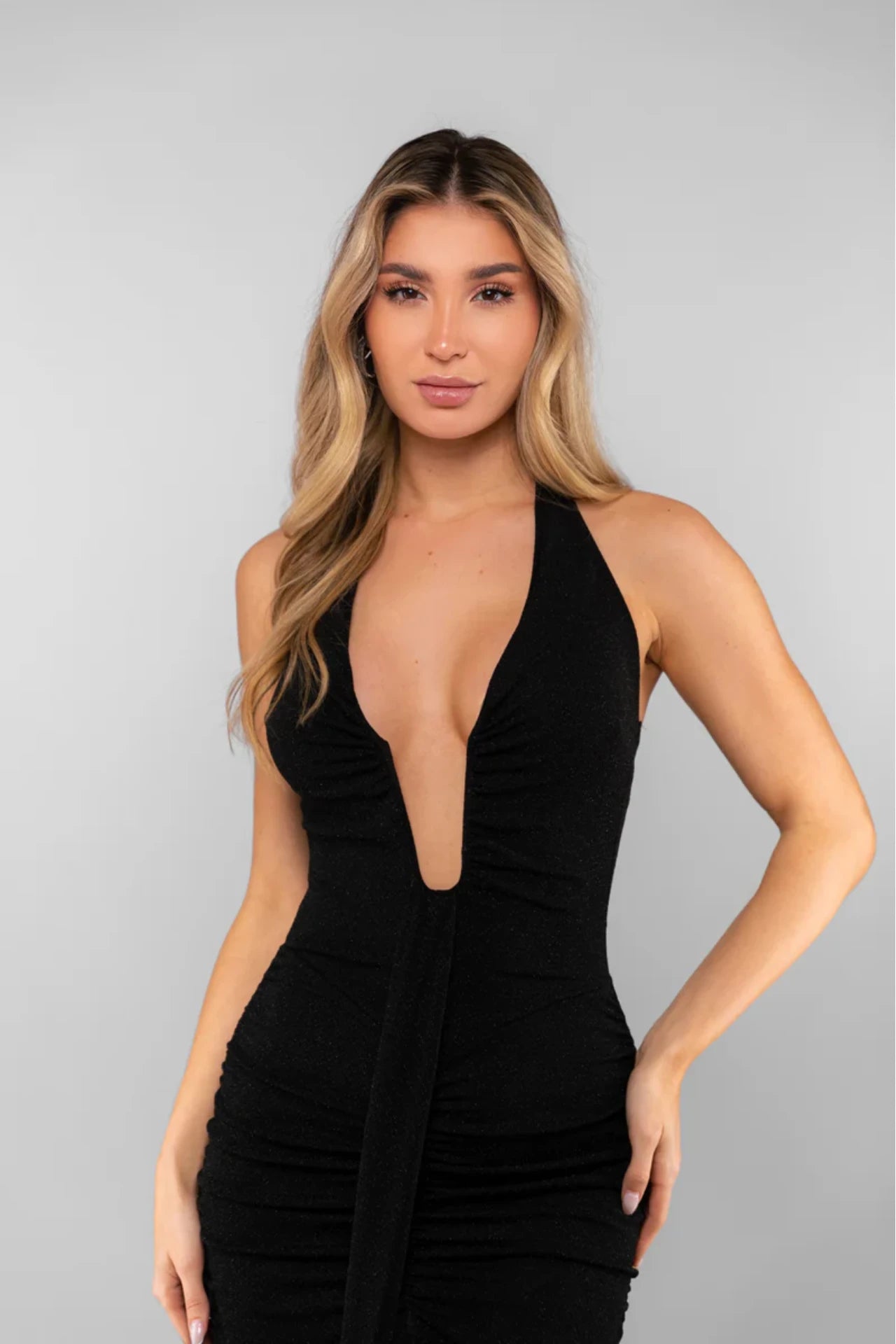 Shiny maxi dress with a halter neckline