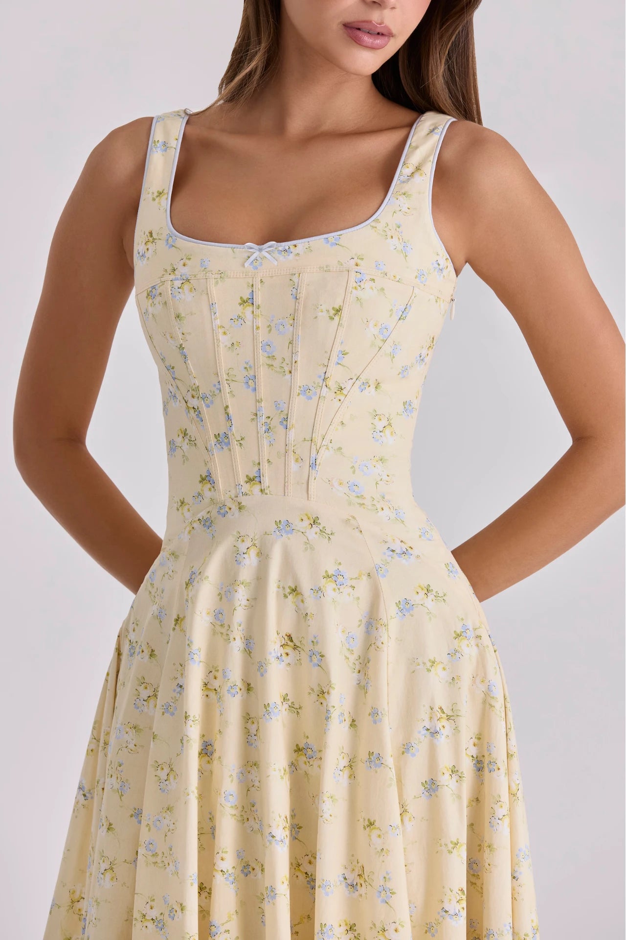Lemon-Colored Cotton Midi Dress with a Floral Print and Drawstrings