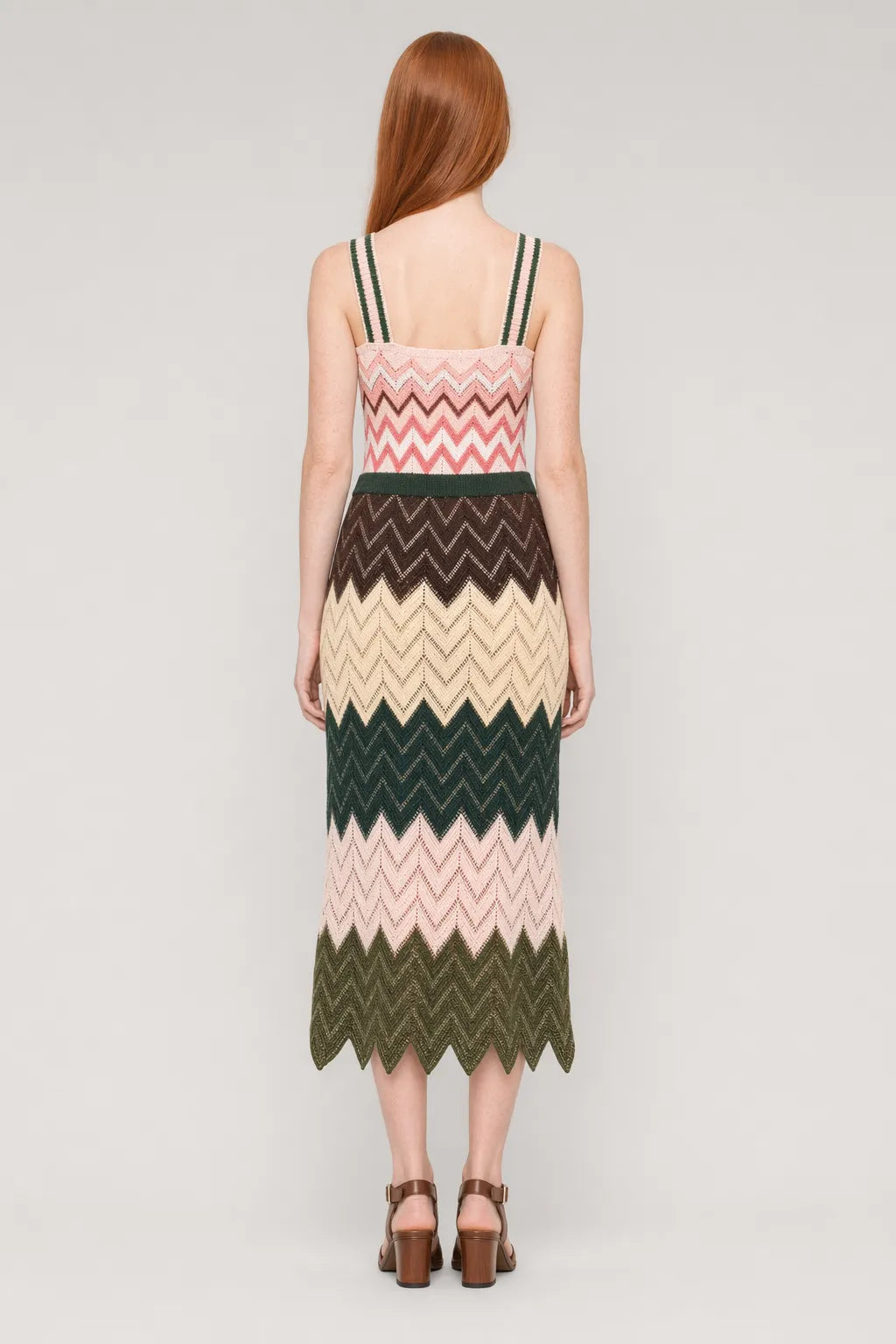 Contrast-Color Knitted Midium Dress